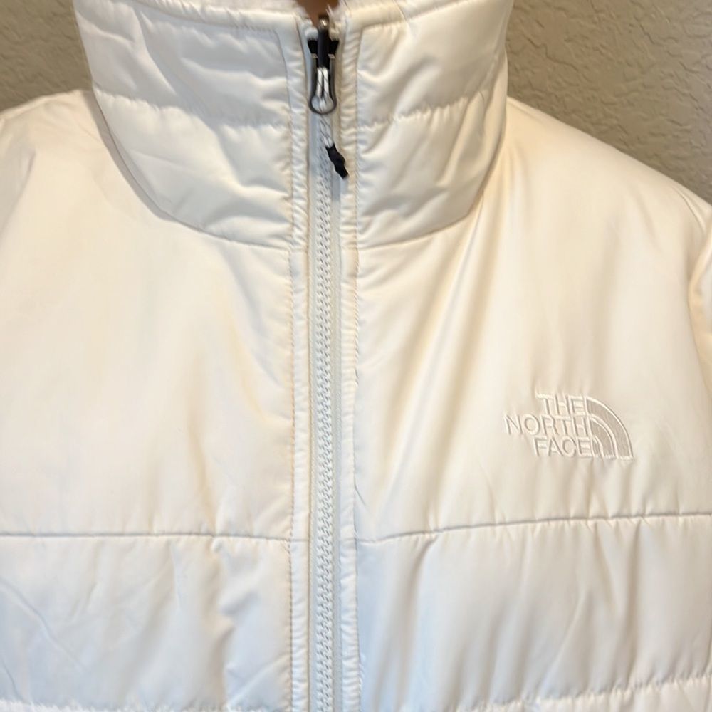 NorthFace Gardenia White Reversible Jacket-NWT - Picture 2 of 15